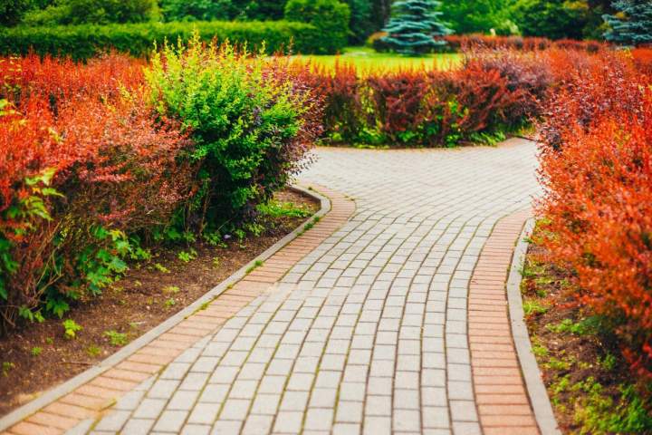 Structurez durablement vos espaces avec des ouvrages maçonnés.